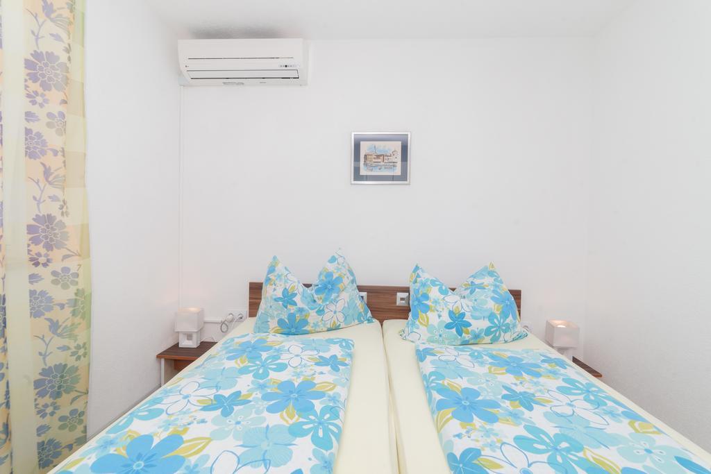 Guest House Jadro Ровинь Экстерьер фото